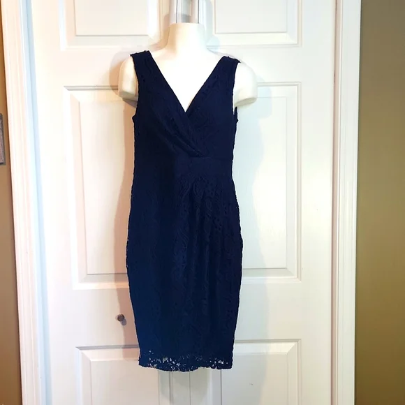 le chateau | Dresses | Le Chateau Lace Midi Dress | Poshmark le chateau | Dresses | Le Chateau Lace Midi Dress | Poshmark